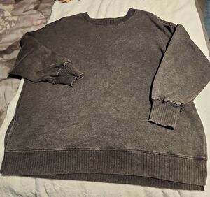 SO woMen's Washed Crewneck Sweater - Charcoal